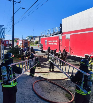 Simulador estructural móvil llega por primera vez a la isla de Chiloé