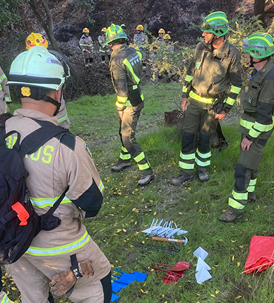 Bomberos de Chile fortalece su rol frente a los incendios forestales con curso impartido por expertos españoles